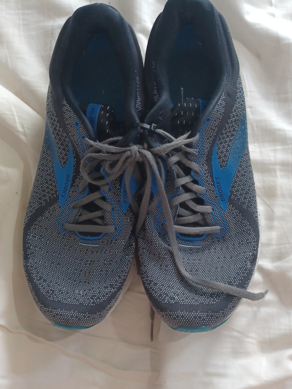 Brooks Men's Running Shoes in Blue and Gray